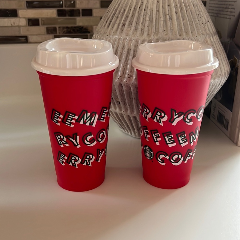 Starbucks Holiday Cups 🌟